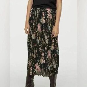GP & J Baker H&M Midi Skirt Birds Floral Pleated Black Size LARGE Fairy